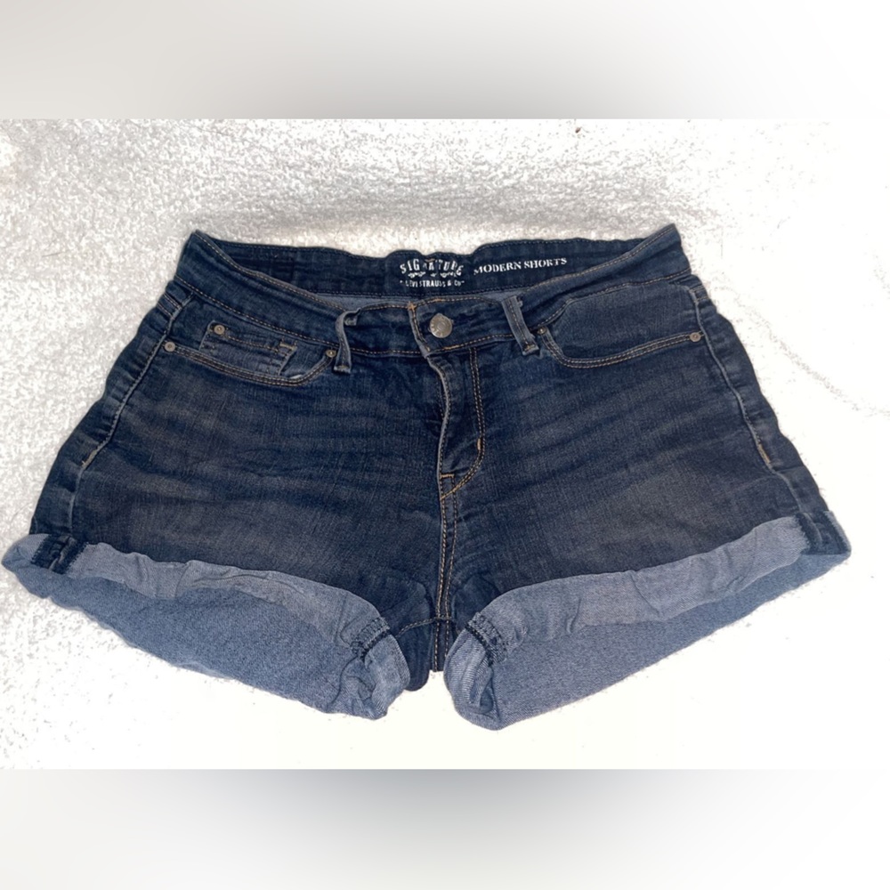 Signature Levi Strauss & Co.
